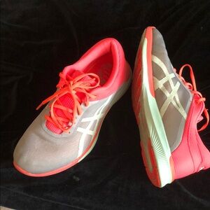 ASICS Women's Gray and Red Running Shoes